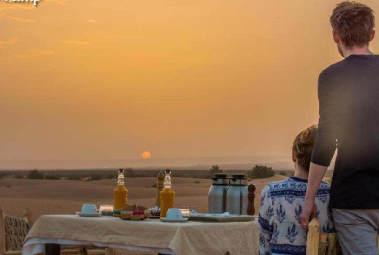 Roses Desert Camp Мерцуга Екстериор снимка