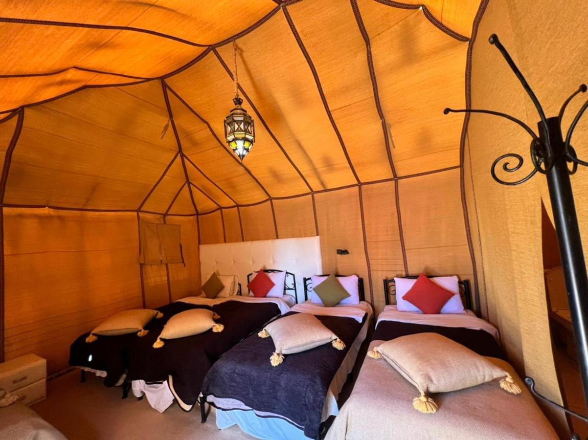 Roses Desert Camp Мерцуга Екстериор снимка