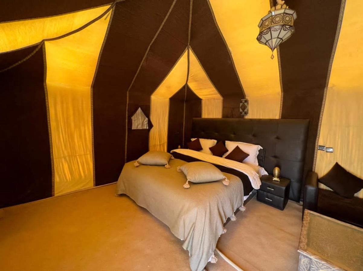 Roses Desert Camp Мерцуга Екстериор снимка