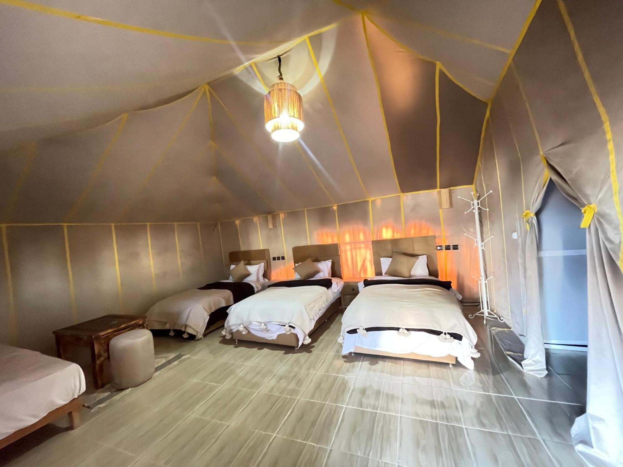 Roses Desert Camp Мерцуга Екстериор снимка