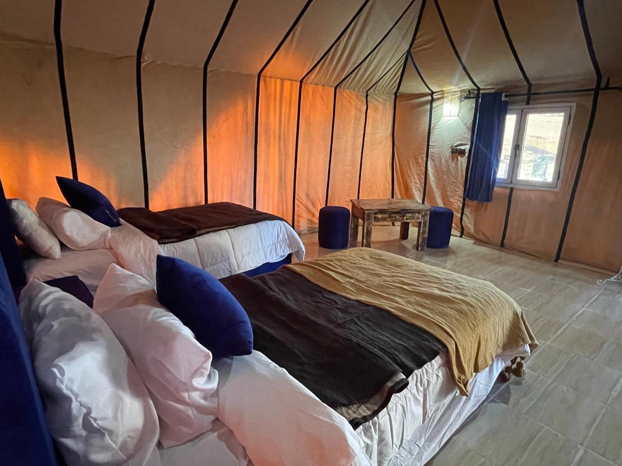 Roses Desert Camp Мерцуга Екстериор снимка