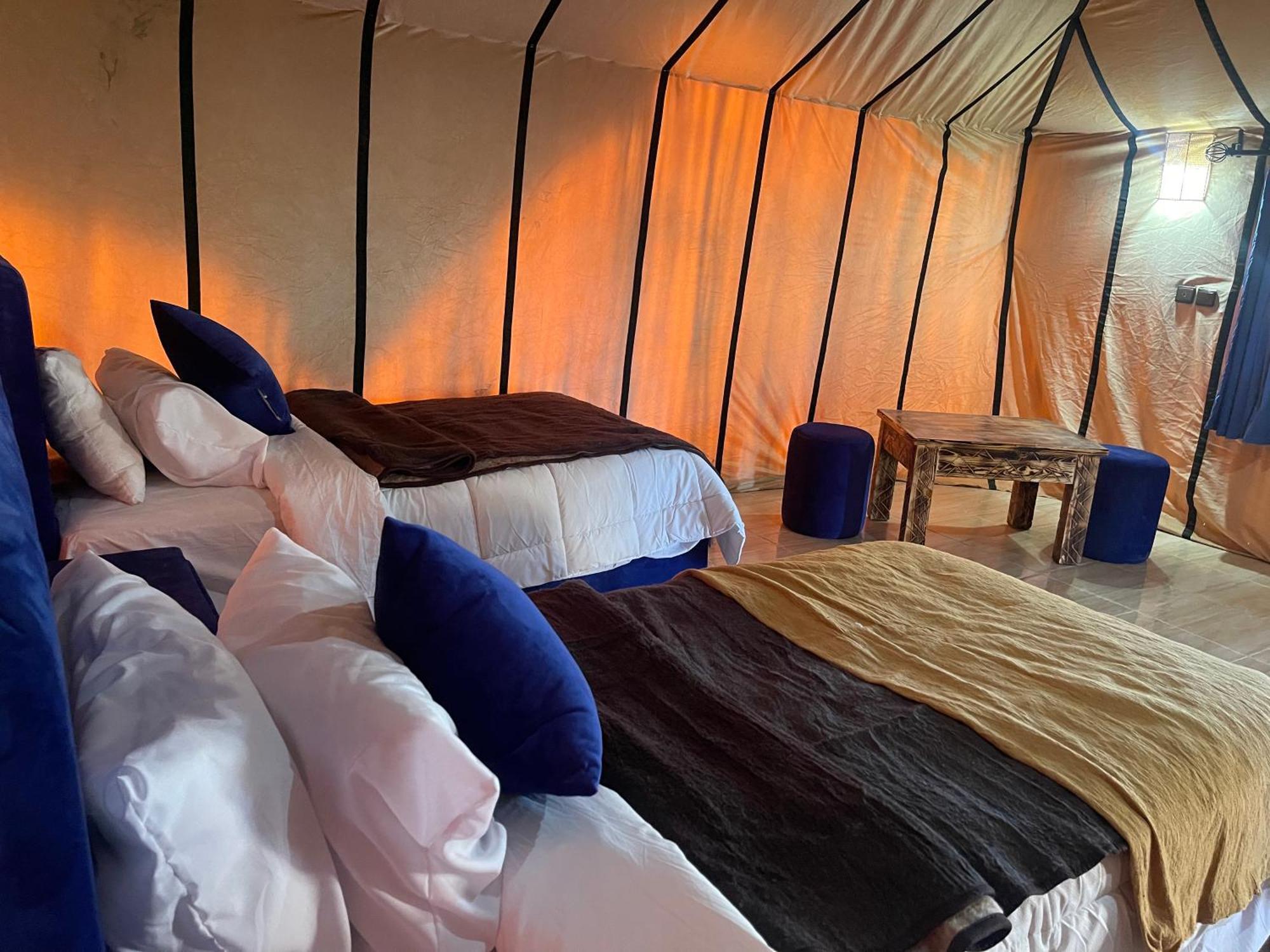 Roses Desert Camp Мерцуга Екстериор снимка